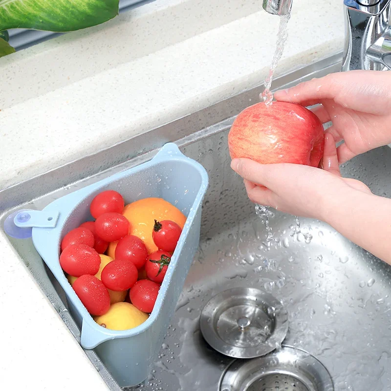 

Sink Strainer Filter Kitchen Triangular Sink Filter Drain Vegetable Fruit Drainer Basket Suction Cup Sponge Holder Storage Rack