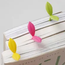 Grass Bookmark Novelty Exquisite Creative Cute Grass Buds Book Marker for Kids 
Grass Bookmark Novelty Exquisite Creative Cute Grass Buds Book Marker for Kids