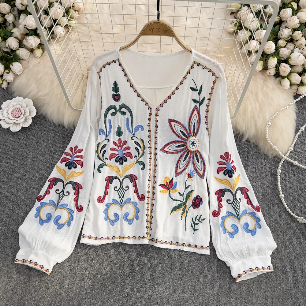 Vintage V-neck Women Blouses Foral Mujer Casual Chic Blusa Embroidery Blouse Long Puff Sleeve Tops Oberteile Damen Top
Vintage V-neck Women Blouses Foral Mujer Casual Chic Blusa Embroidery Blouse Long Puff Sleeve Tops Oberteile Damen Top