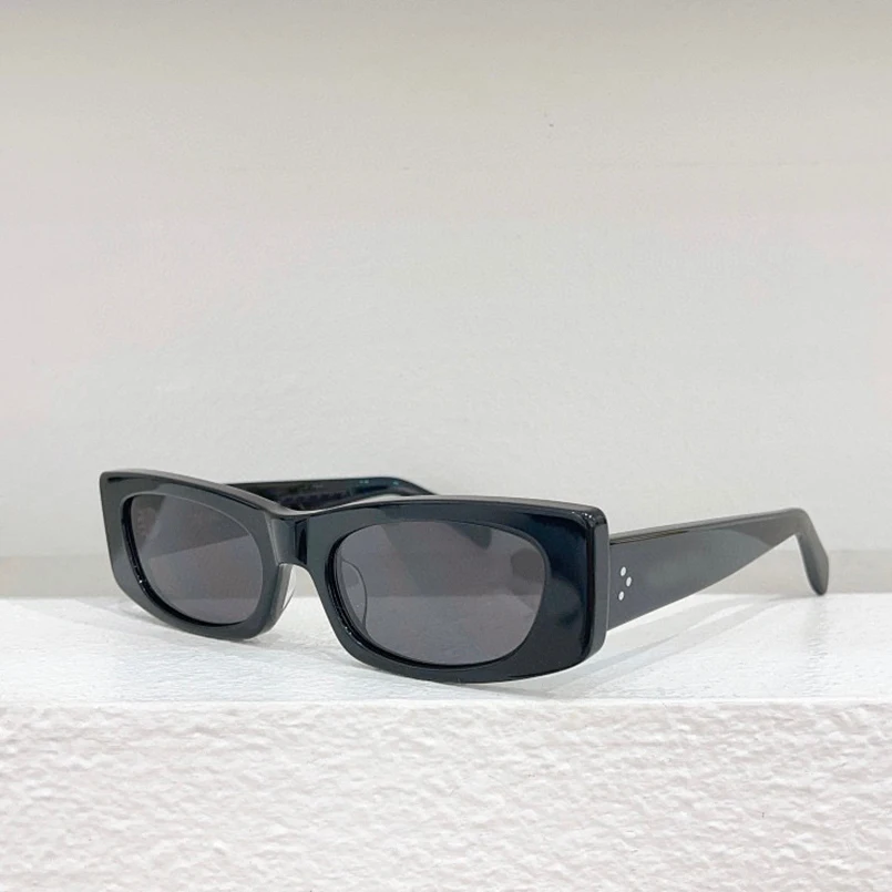 Dark glasses, fashionable and minimalist, men's and women's sunglasses, high-quality prescription glasses, 40258 myopia glasses,
Dark glasses, fashionable and minimalist, men's and women's sunglasses, high-quality prescription glasses, 40258 myopia glasses,