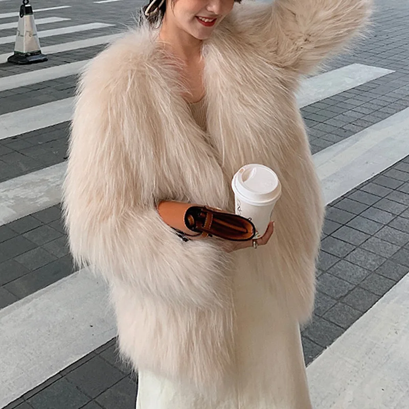 

2023 Real Fur Autumn and Winter New Double sided Woven Fur Coat Women's Raccoon Dog Hair Encrypted Fashion Young Style