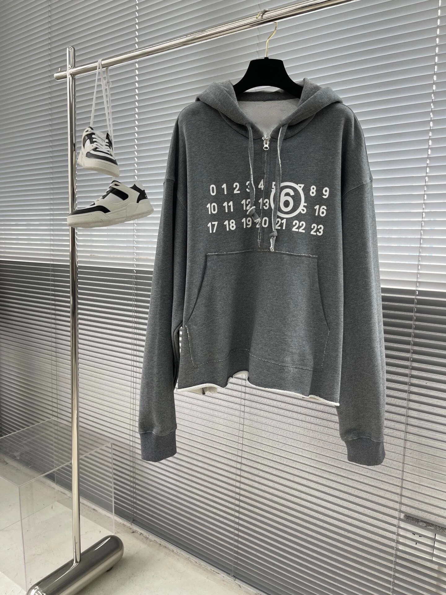 Fashion MMSIX Pullover Half Zipper Hoodie Men Short Long Sleeve Loose Top Coat Couple Women Hoodie
Fashion MMSIX Pullover Half Zipper Hoodie Men Short Long Sleeve Loose Top Coat Couple Women Hoodie