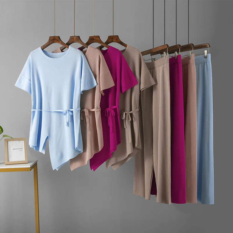 Модный костюм в европейском и американском стиле, необычный трикотажный топ с круглым вырезом и талией, комплект из двух предметов, Узкие Широкие брюки с высокой талией
Модный костюм в европейском и американском стиле, необычный трикотажный топ с круглым вырезом и талией, комплект из двух предметов, Узкие Широкие брюки с высокой талией