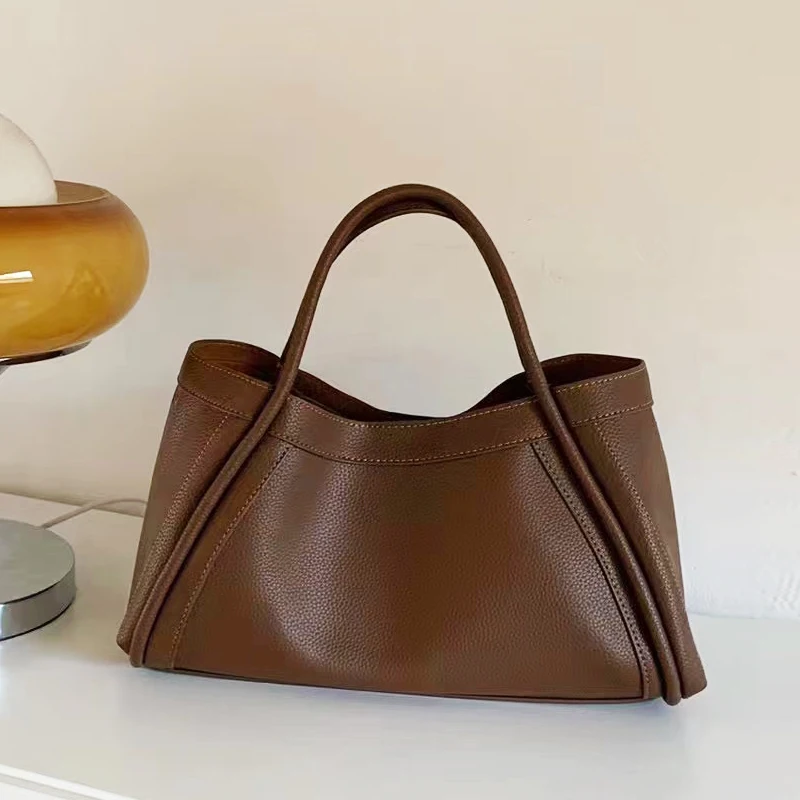 Korean Vintage Tote Bags For Women Luxury Designer Handbags Purse 2023 New In PU With Inner Pocket Top Handle Shoulder Messenger
Korean Vintage Tote Bags For Women Luxury Designer Handbags Purse 2023 New In PU With Inner Pocket Top Handle Shoulder Messenger