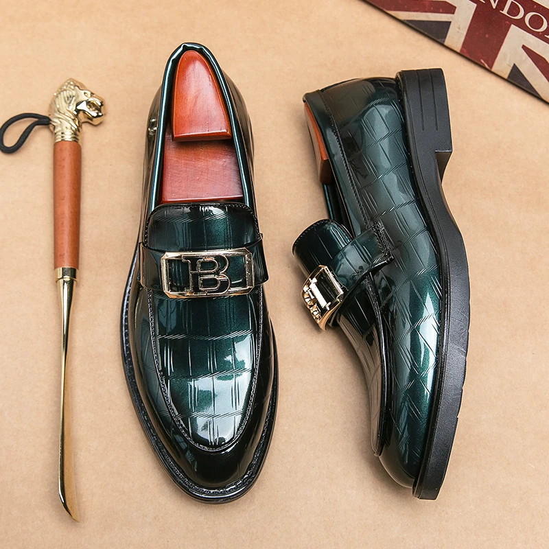 

Популярные мужские повседневные кожаные туфли 2023, черные, Зеленые офисные туфли, мужские слипоны, молодежная Повседневная Удобная обувь для прогулок для мужчин