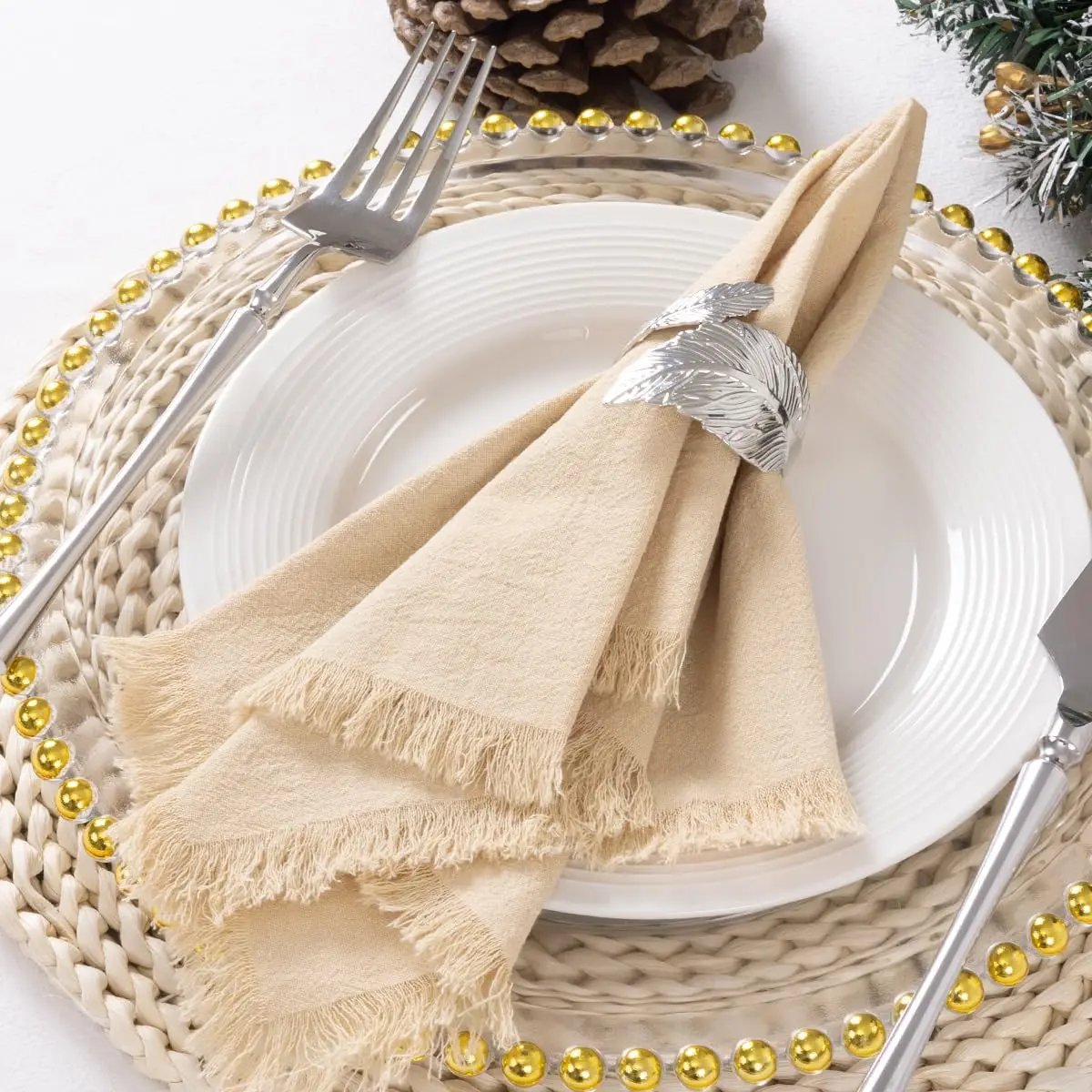 

Set of 6 Linen with Fringe Table Decor Delicate Square Handmade Cloth Napkins for Dinners Parties Weddings and Daily Use 33*33cm