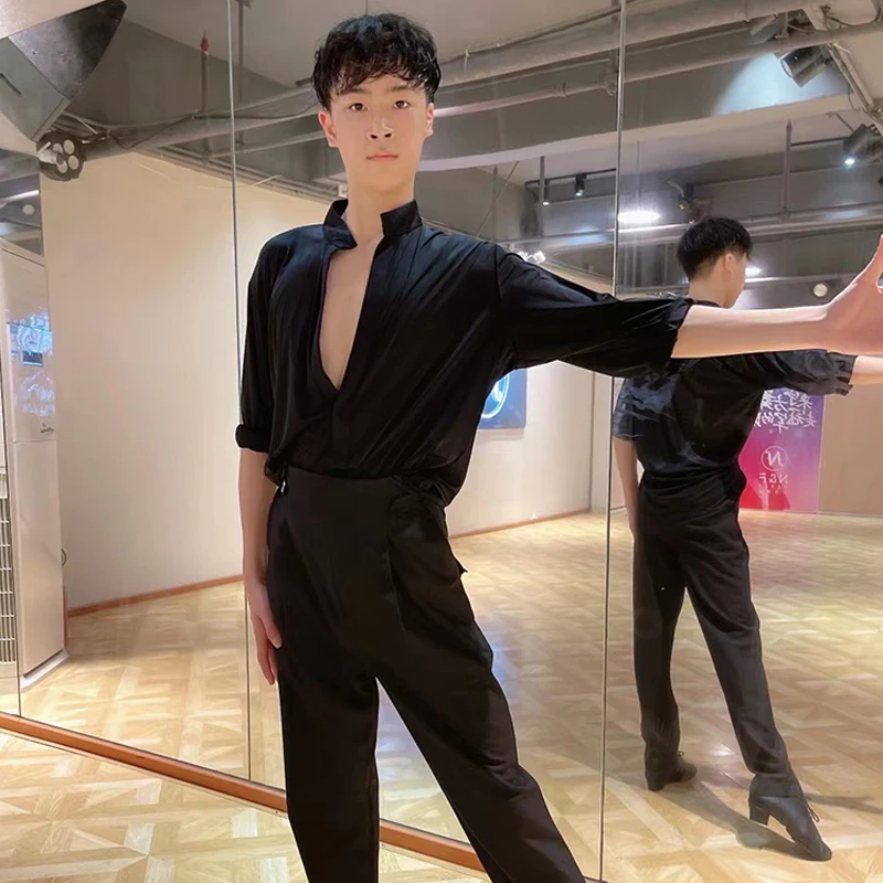 National Standard Latin Dance Costumes Black And White Practice Clothes Cardigan Stand Collar Long Sleeved Men'S Shirt DQS9080
National Standard Latin Dance Costumes Black And White Practice Clothes Cardigan Stand Collar Long Sleeved Men'S Shirt DQS9080