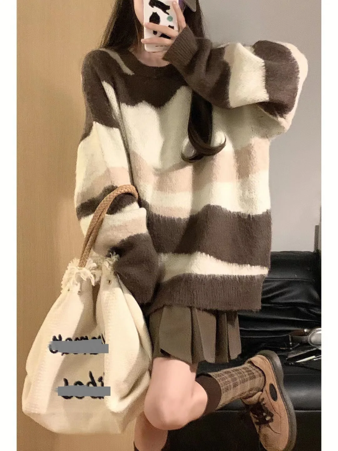 

Retro striped sweater for women in autumn and winter, loose and lazy style, gentle and soft glutinous knit top