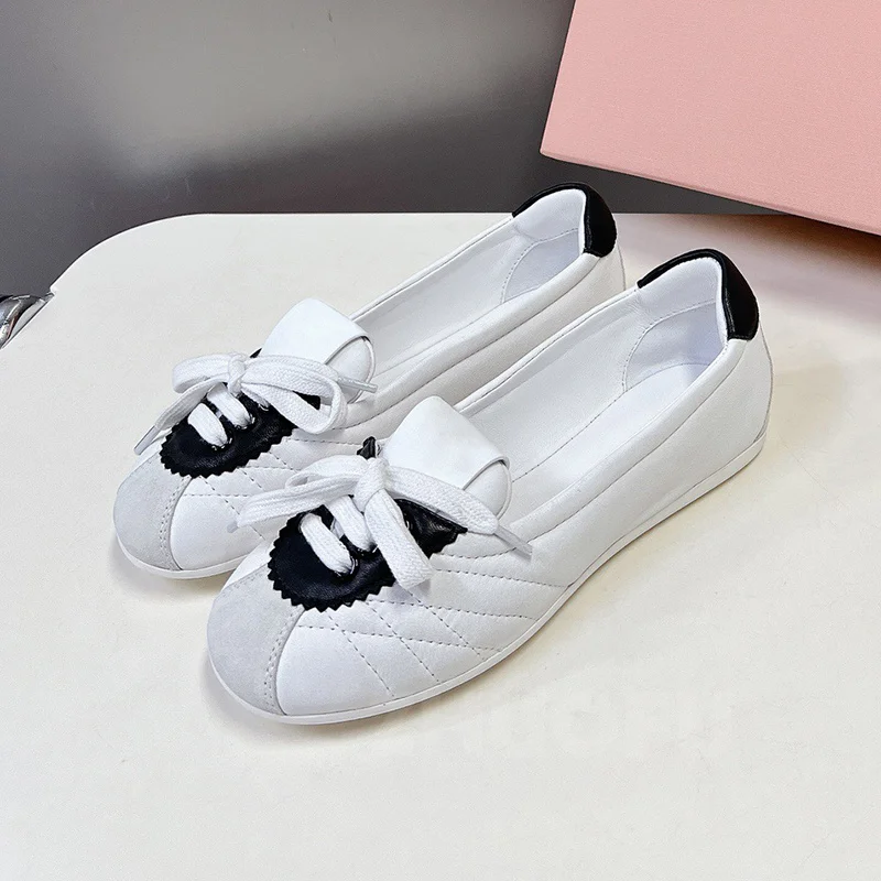 

Female Flat Shoes Summer 2024 Walk Show New Style Round Head Shallow Mouth Design Women Ballet Shoes Concise Fashion Loafers