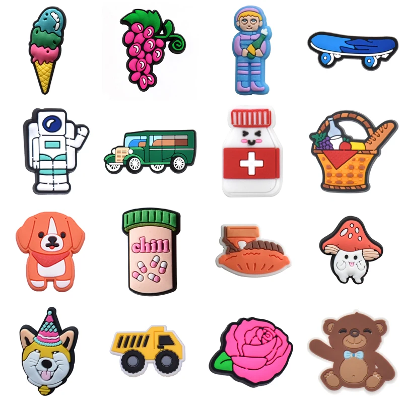 Single Sales PVC Shoes Charms Accessories Boys Girls Party Gifts Garden Clog Buckle Pins Decorations Fit Croc Sandals Wristband
Single Sales PVC Shoes Charms Accessories Boys Girls Party Gifts Garden Clog Buckle Pins Decorations Fit Croc Sandals Wristband