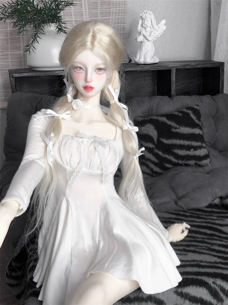 BJD Doll Clothes For 1/3 Dolls White Skirt Dress Dolls Clothing Accessories 
BJD Doll Clothes For 1/3 Dolls White Skirt Dress Dolls Clothing Accessories