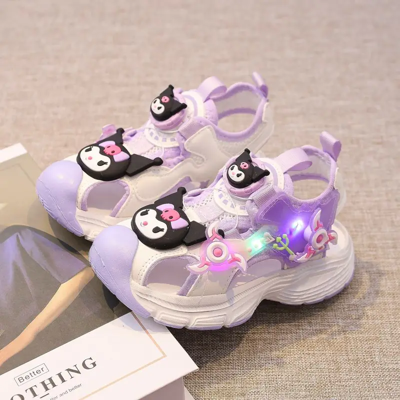 New Kuromi Sandal Kawaii Sanrioed Anime Girls Swivel Buckle Twist Beach Shoes Summer Sweet Cute Cartoon Princess Shoes Kid Gift
New Kuromi Sandal Kawaii Sanrioed Anime Girls Swivel Buckle Twist Beach Shoes Summer Sweet Cute Cartoon Princess Shoes Kid Gift