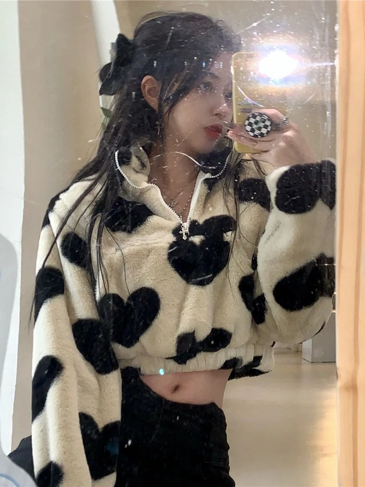 HOUZHOU Korean Fashion Harajuku Short Lamb Wool Hoodies Women 2023 Casual Streetwear Love Print Long Sleeve Oversized Sweatshirt
HOUZHOU Korean Fashion Harajuku Short Lamb Wool Hoodies Women 2023 Casual Streetwear Love Print Long Sleeve Oversized Sweatshirt