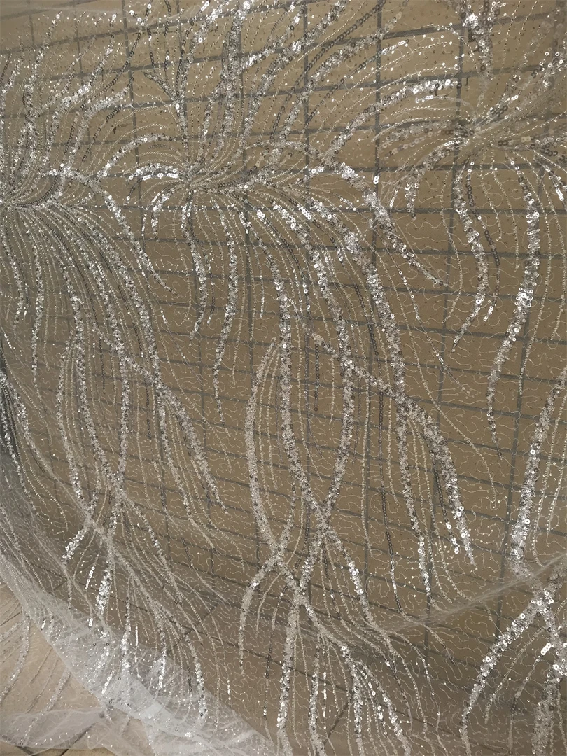 African Heavy Beaded Lace Fabric Nigerian Embroidered ZH-13064015 Tulle Lace Fabric With Sequins
African Heavy Beaded Lace Fabric Nigerian Embroidered ZH-13064015 Tulle Lace Fabric With Sequins