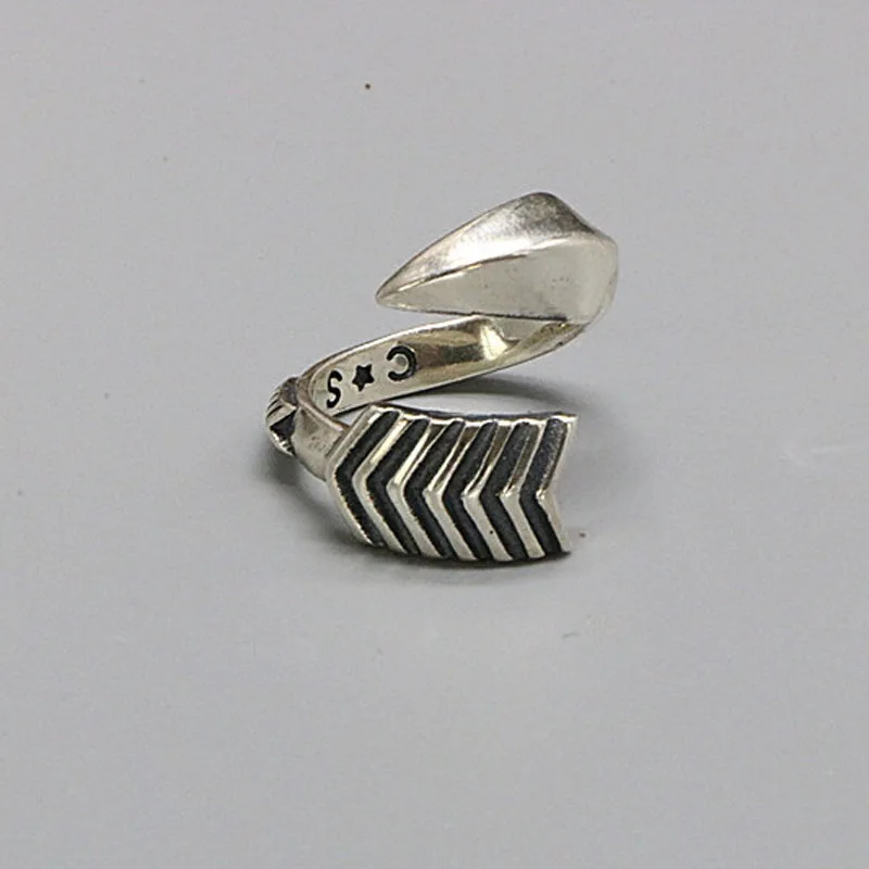 925 sterling silver Japanese and Korean creative personality retro star ring with adjustable joint opening, trendy and minimalis
925 sterling silver Japanese and Korean creative personality retro star ring with adjustable joint opening, trendy and minimalis