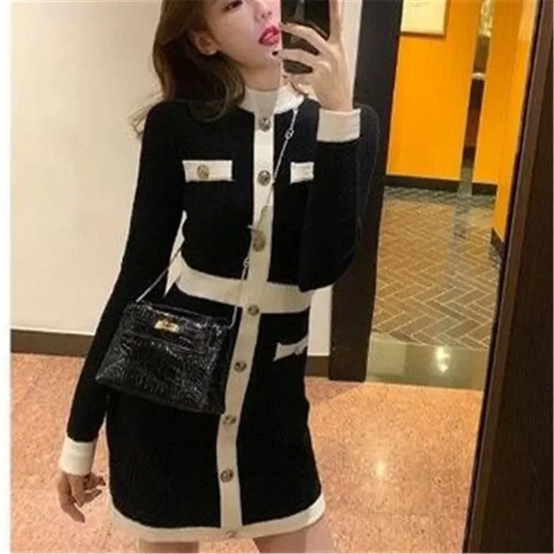 2022 Fashion Korean Style Knitted Dress Winter White Black Women Knit Bodycon Dress Elegant Long Sleeve Dress Knitwear For Women
2022 Fashion Korean Style Knitted Dress Winter White Black Women Knit Bodycon Dress Elegant Long Sleeve Dress Knitwear For Women