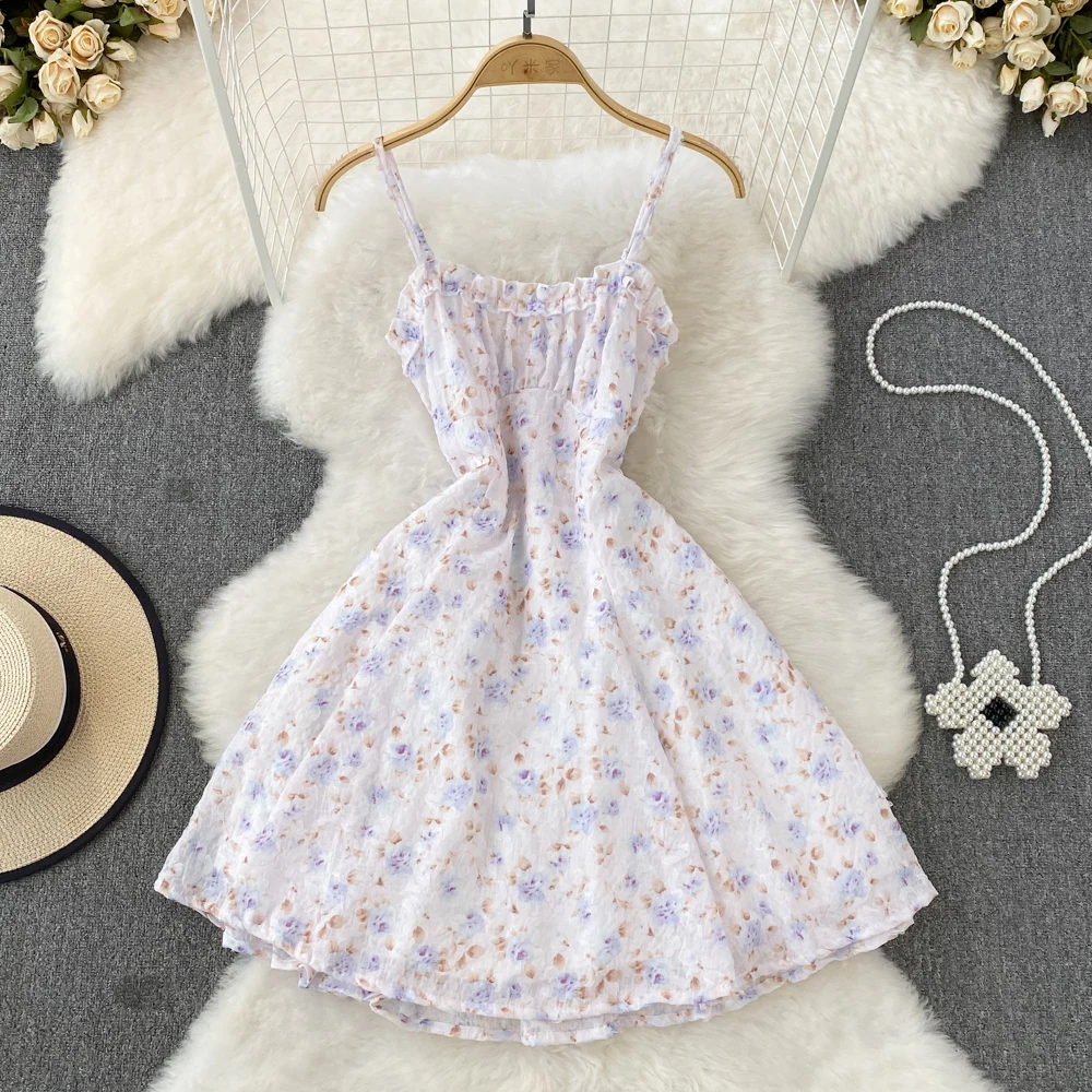 

Summer French Floral First Love Tea Break Seaside Vacation Small Waist-slimming a Word Halter Dress