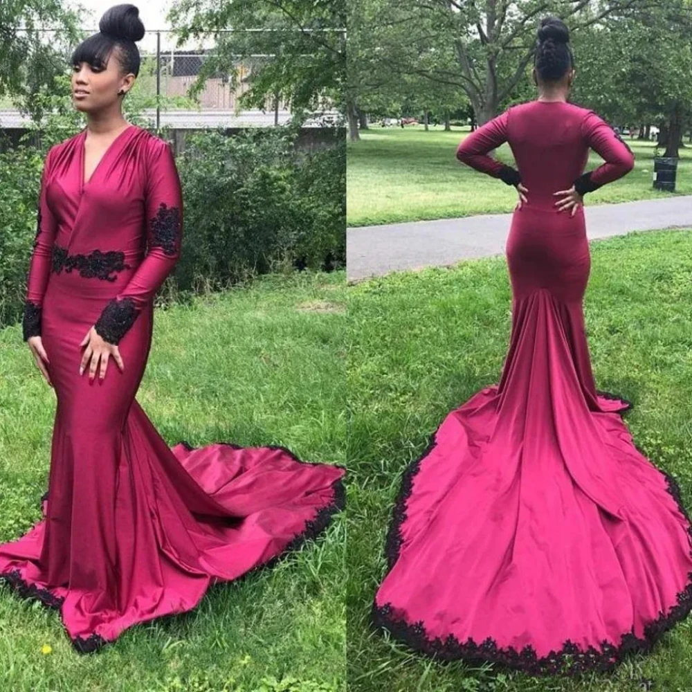 2024 New African Burgundy V Neck Mermaid Prom Dresses Long Sleeves Evening Gowns Black Lace Appliques Party Dresses Formal Wear
2024 New African Burgundy V Neck Mermaid Prom Dresses Long Sleeves Evening Gowns Black Lace Appliques Party Dresses Formal Wear