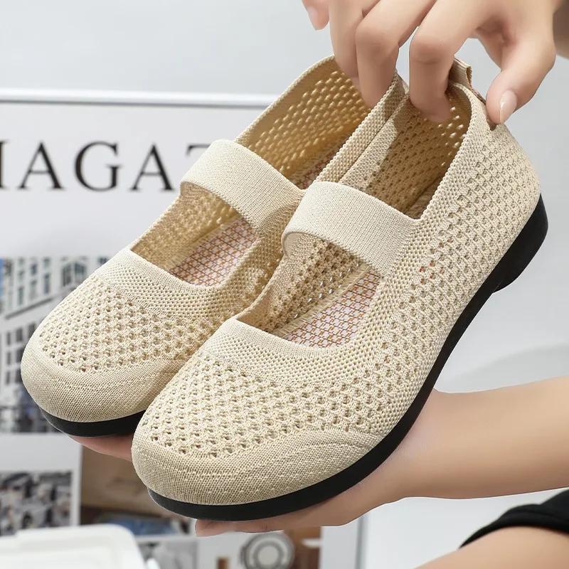

Summer New Women's Vulcanize Shoes Breathable Hollow Flyknit Women's Flats and Heels Casual Shoes