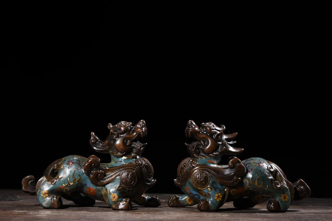 9"Tibetan Temple Collection Old Purple Bronze Cloisonne Brave Troops statue Unicorn a pair Gather fortune Town house Exorcism
9"Tibetan Temple Collection Old Purple Bronze Cloisonne Brave Troops statue Unicorn a pair Gather fortune Town house Exorcism