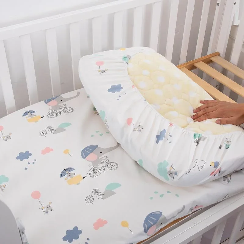 Newborn Baby Bed Linen Elastic Fitted Sheet Cotton Waterproof Cot Cradle Sheet Crib Mattress Cover Protector Babies Accessories
Newborn Baby Bed Linen Elastic Fitted Sheet Cotton Waterproof Cot Cradle Sheet Crib Mattress Cover Protector Babies Accessories