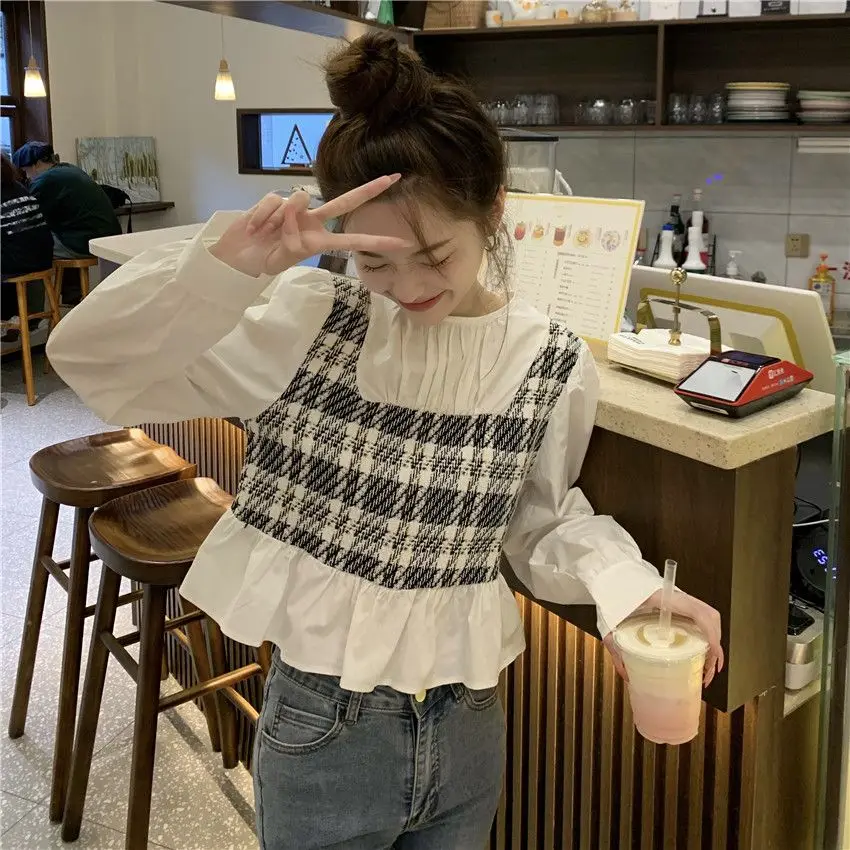 New Casual Ladies Blouse Cotton Plaid Shirt Women Fashion Long Sleeve Clothes Button Up Loose Style Women's Tops Blouses F237
New Casual Ladies Blouse Cotton Plaid Shirt Women Fashion Long Sleeve Clothes Button Up Loose Style Women's Tops Blouses F237