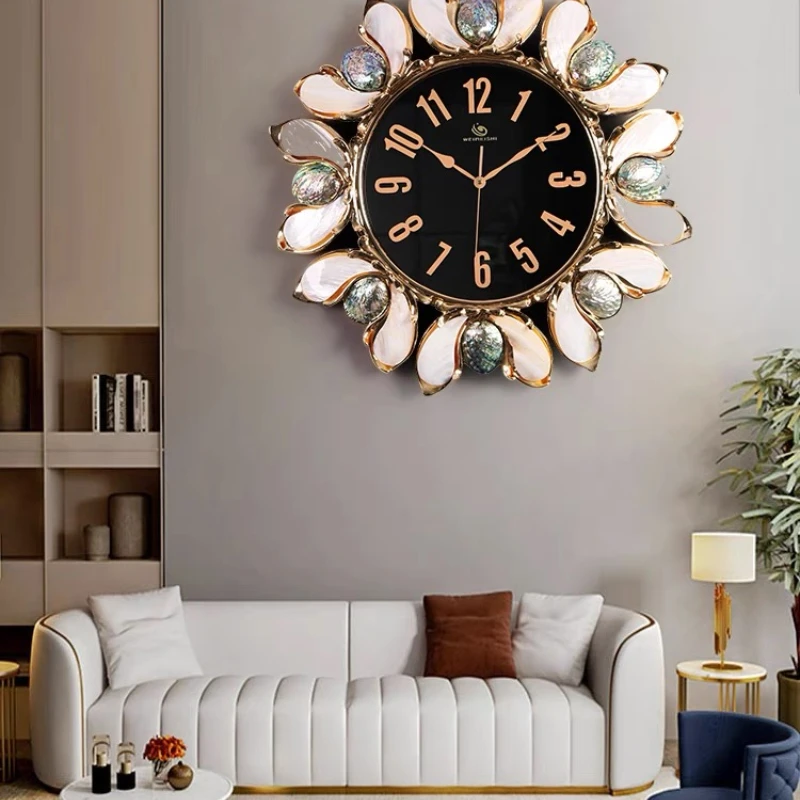 Luxury European Wall Clock Household Living Room Fashion Porch Modern Shell Light Luxury Atmosphere Clock
Luxury European Wall Clock Household Living Room Fashion Porch Modern Shell Light Luxury Atmosphere Clock