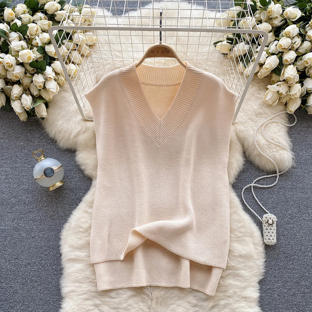 

Croysier Women Sweaters 2023 Elegant V Neck Sleeveless Knit Sweater Vest Fashion Asymmetric Hem Pullover Sweater Casual Jumper