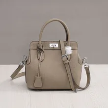 The First Layer of Cowhide Handbags The New Crossbody Bag Large Capacity Bags for Women Korean Fashion, All-match Shoulder Bag
The First Layer of Cowhide Handbags The New Crossbody Bag Large Capacity Bags for Women Korean Fashion, All-match Shoulder Bag