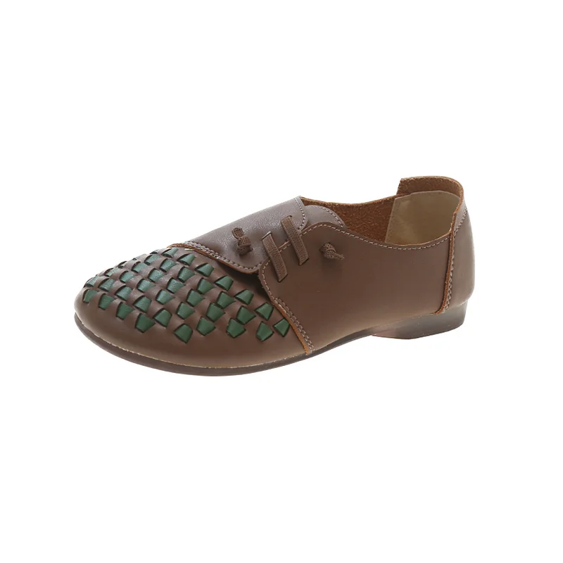 New Spring and Autumn Style Soft Sole Comfortable Mom's Shoes Ethnic Style Retro Flat Bottom Soft Leather Soft Top Shoes Female
New Spring and Autumn Style Soft Sole Comfortable Mom's Shoes Ethnic Style Retro Flat Bottom Soft Leather Soft Top Shoes Female