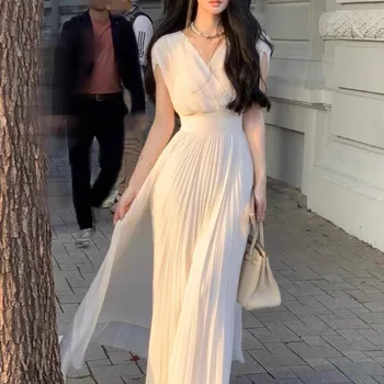 Vestido de Verão Feminino Elegante com Rendas Ocas e Babados 8 2024 Summer Solid Pleats Long Dresses French Elegant V Neck Holiday Party Vestidos Women High Waist Wedding Robe Ladies Clothes