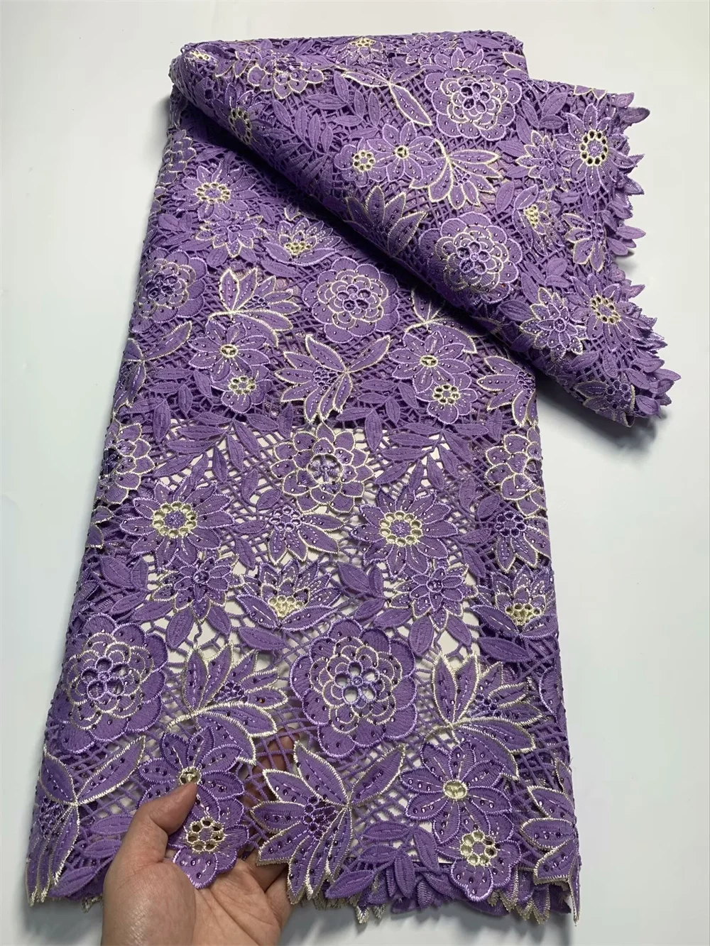 French Cord Lace Fabric With Rhinestones Guipure Lace Purple African Lace Fabrics 5 Yards For Party Dress
French Cord Lace Fabric With Rhinestones Guipure Lace Purple African Lace Fabrics 5 Yards For Party Dress