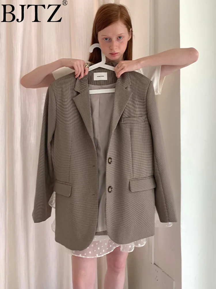 

Модный винтажный свободный блейзер в клетку BJTZ, куртка для женщин, весна-осень 2024, новый тренд, повседневные блейзеры, пальто, топы HL635