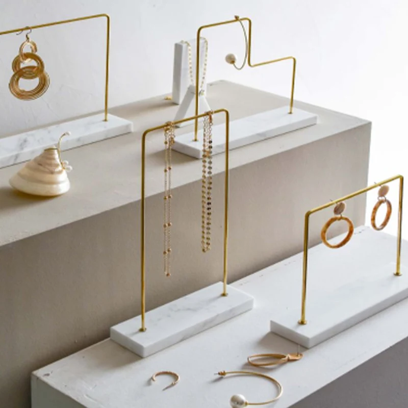 New Arrival Marble Brass Household Display Stand Necklace Storage Display Props Jewelry Display Stand Earrings Necklace Stand
New Arrival Marble Brass Household Display Stand Necklace Storage Display Props Jewelry Display Stand Earrings Necklace Stand