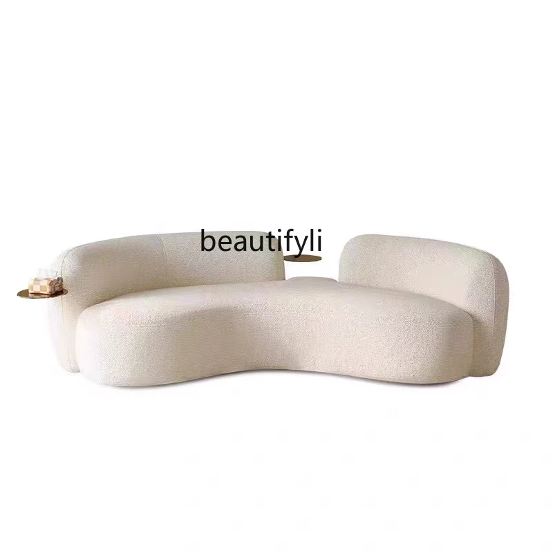 Italian minimalist designer with curved living room, lamb velvet clothing store, reception, pea sofa, cream, and quiet breeze
Italian minimalist designer with curved living room, lamb velvet clothing store, reception, pea sofa, cream, and quiet breeze