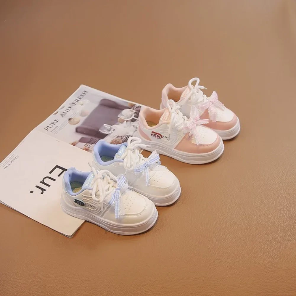 أحذية رياضية للفتيات المراهقات على الطراز الكوري، موضة عصرية من الجلد الصناعي، أحذية رياضية للأطفال مضادة للانزلاق وقابلة للتنفس. أحذية رياضية للفتيات المراهقات على الطراز الكوري، موضة عصرية من الجلد الصناعي، أحذية رياضية للأطفال مضادة للانزلاق وقابلة للتنفس.