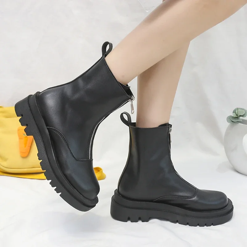 Shoes for Women 2023 High Quality Front Zipper Women's Boots Fashion Sewing Modern Boots Women Hot Sale Round Toe Ankle Boots
Shoes for Women 2023 High Quality Front Zipper Women's Boots Fashion Sewing Modern Boots Women Hot Sale Round Toe Ankle Boots