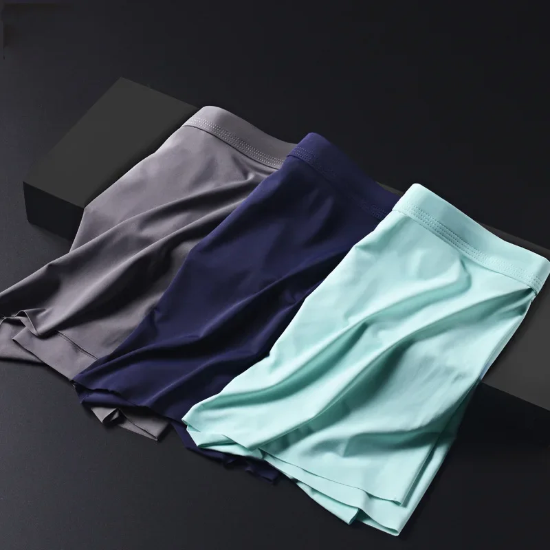 Comfortable Seamless Ice Silk Cut Men's Underwear Mid-waist Men's Boxers Thin Breathable Boxers A Must for Men
Comfortable Seamless Ice Silk Cut Men's Underwear Mid-waist Men's Boxers Thin Breathable Boxers A Must for Men