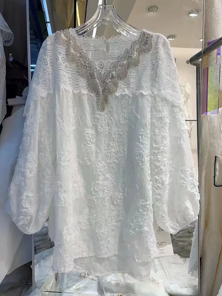 2023 Spring/Summer New Loose V-neck Diamonds Design Blouse Shirt Women's Studded 3D Petal Lace Top for Women
2023 Spring/Summer New Loose V-neck Diamonds Design Blouse Shirt Women's Studded 3D Petal Lace Top for Women