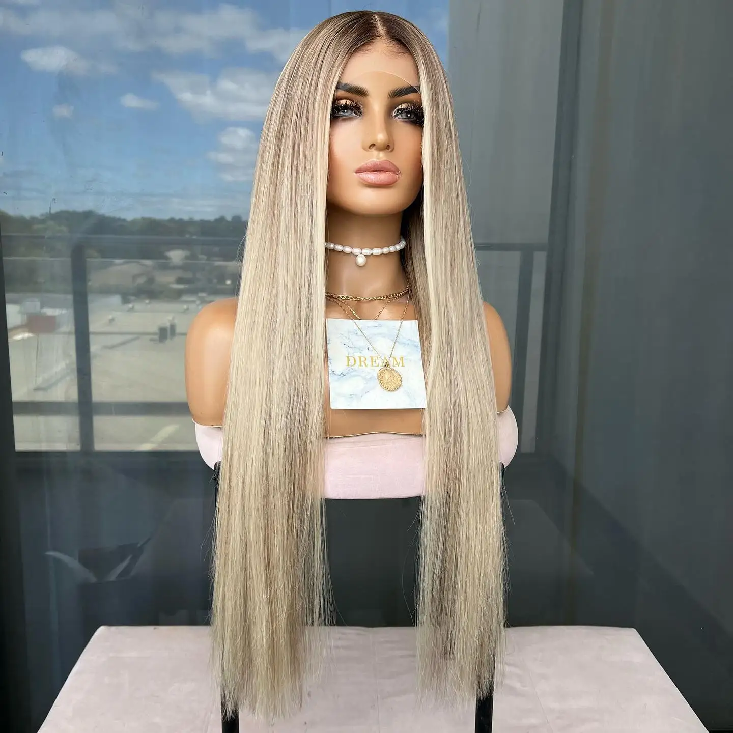 

QW Ash Blonde Ombre Preplucked Glueless Straight Highlights Synthetic Hair Lace Front Wigs for Women Frontal Wig Cosplay Party