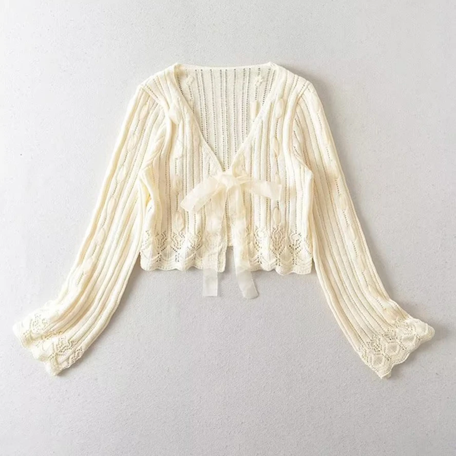 Maxdutti Fashion Sweaters Women Retro French Bow Knit Cardigan Top Ladies Beige Color Casual
Maxdutti Fashion Sweaters Women Retro French Bow Knit Cardigan Top Ladies Beige Color Casual