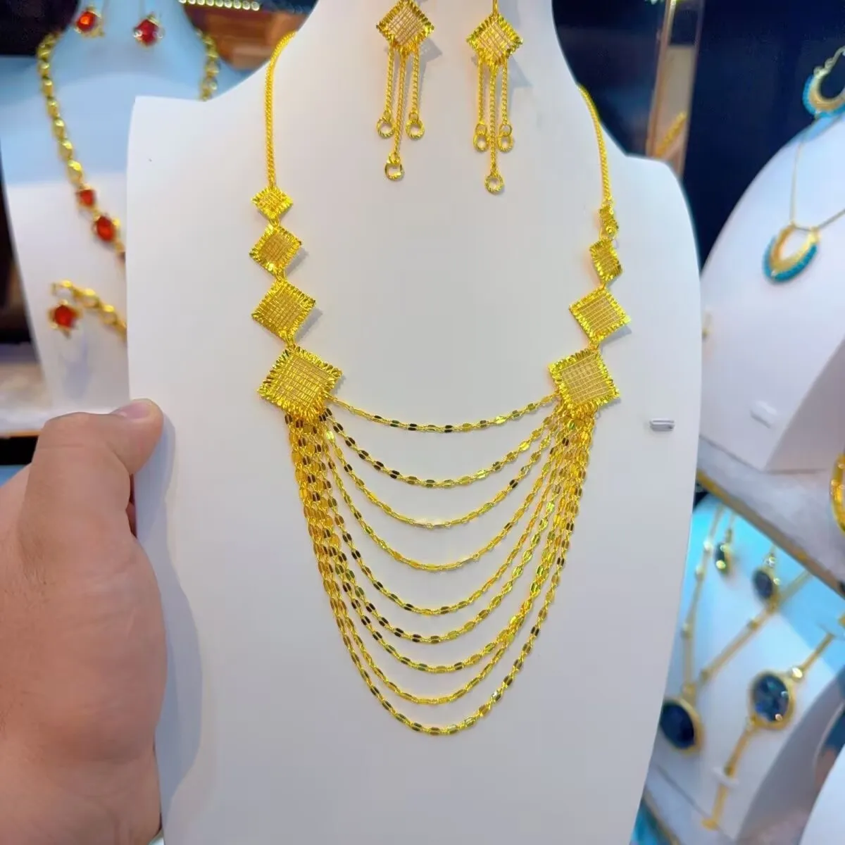 24K Gold Plated Necklace Earrings as a Gift Jewelry Set for Women at Wedding Parties 2 Mallzona S9e85a223e8334977b2a6872eb02aa215U 24K Gold Plated Necklace Earrings as a Gift Jewelry Set for Women at Wedding Parties Mallzona