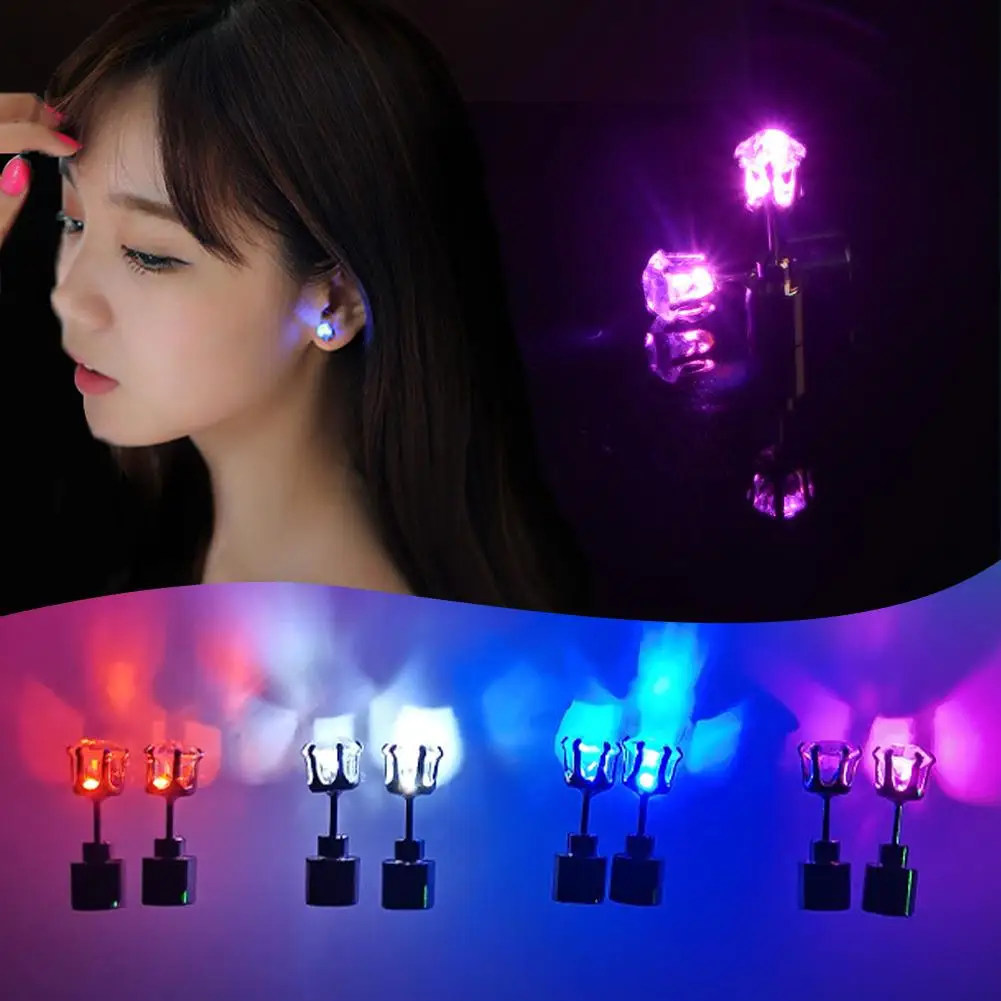 1Pair LED Light-emitting Earrings Flashing Glowing Earrings Jewelry Accessories Popular Up Dance Holiday Party Gifts Light P7P8
1Pair LED Light-emitting Earrings Flashing Glowing Earrings Jewelry Accessories Popular Up Dance Holiday Party Gifts Light P7P8