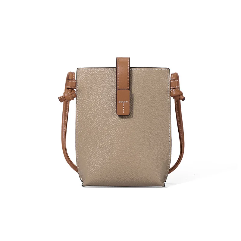 Factory Head Layer Small Cowhide Crossbody Bag Women's New Mini Cross-body Mobile Phone Bags Fashion Trendy Genuine Leather Bag
Factory Head Layer Small Cowhide Crossbody Bag Women's New Mini Cross-body Mobile Phone Bags Fashion Trendy Genuine Leather Bag