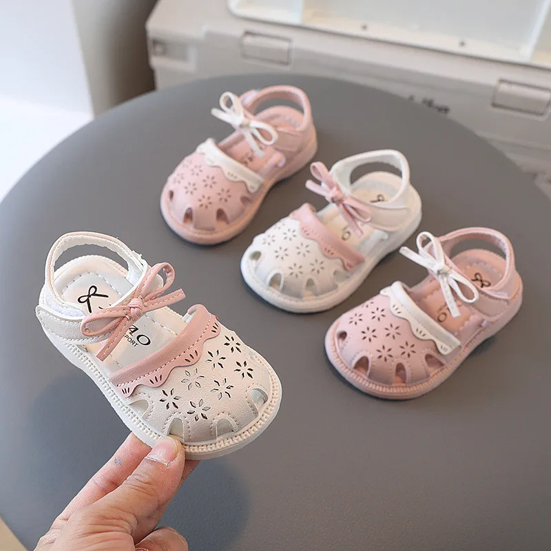 Kids Sandals 2023 Summer New Baby Walking Shoes Soft Sole Princess Shoes Breathable Baby Girl Shoes Little Kid Sandals
Kids Sandals 2023 Summer New Baby Walking Shoes Soft Sole Princess Shoes Breathable Baby Girl Shoes Little Kid Sandals