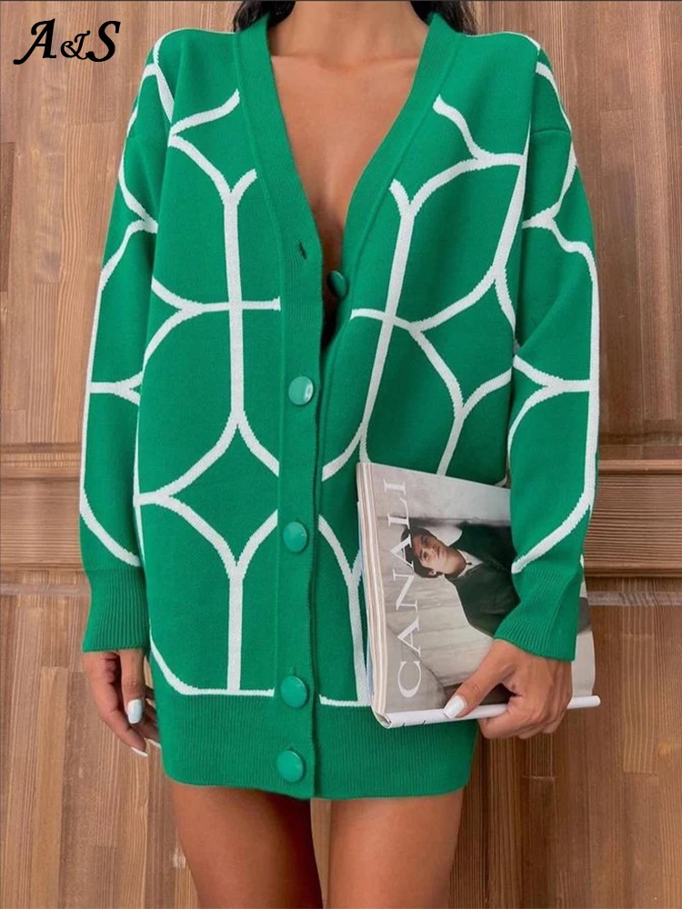 Print Cardigan Spring And Autumn New Ins Popular Retro French Loose V-Neck Knitted Sweater Woman Winter 2022
Print Cardigan Spring And Autumn New Ins Popular Retro French Loose V-Neck Knitted Sweater Woman Winter 2022