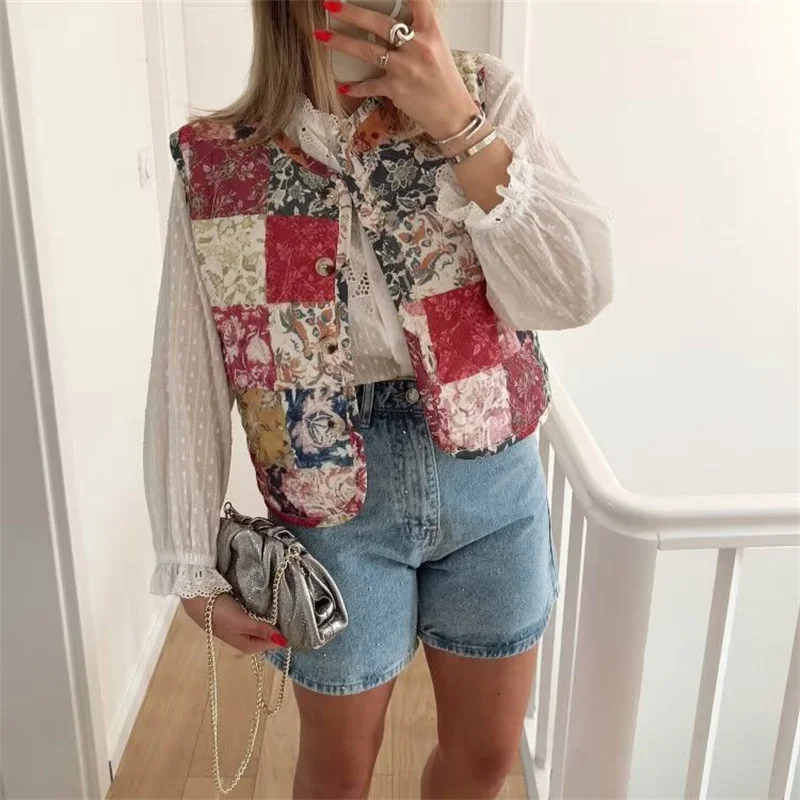 Woman Vintage Patchwork Print Tank Jacket 2023 Autumn Female Casual Pink Floral Sleeveless Jackets Ladies Single Breasted Tanks
Woman Vintage Patchwork Print Tank Jacket 2023 Autumn Female Casual Pink Floral Sleeveless Jackets Ladies Single Breasted Tanks