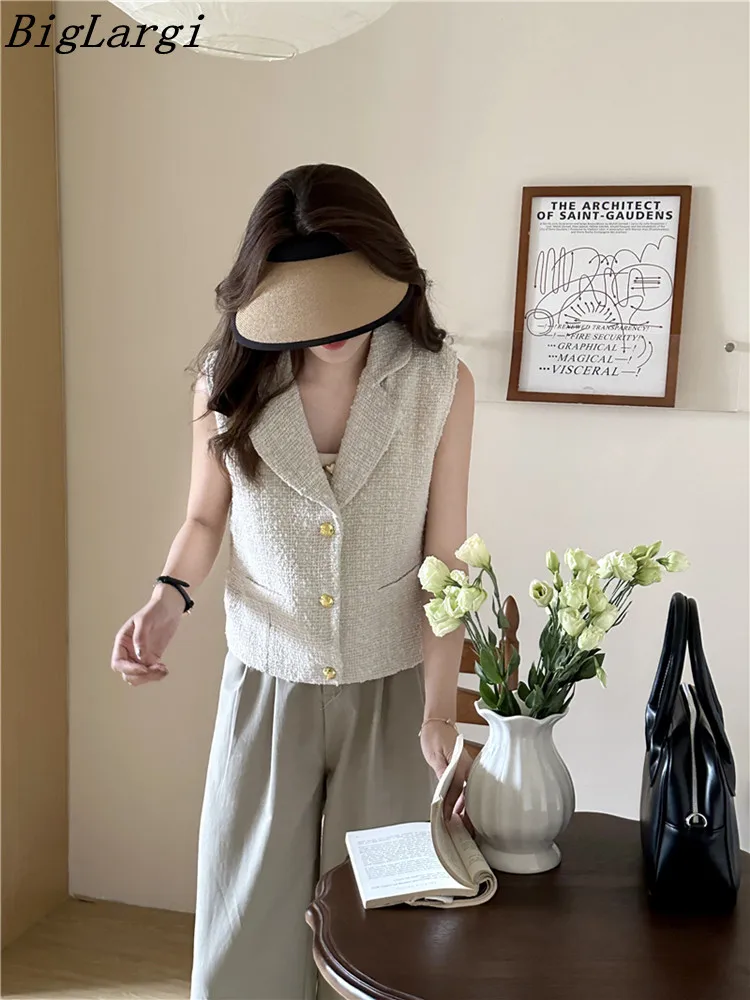 Korean Chic Sleeveless Elegant Casual Tops Women Vintage Office Loose Ladies Tops
Korean Chic Sleeveless Elegant Casual Tops Women Vintage Office Loose Ladies Tops