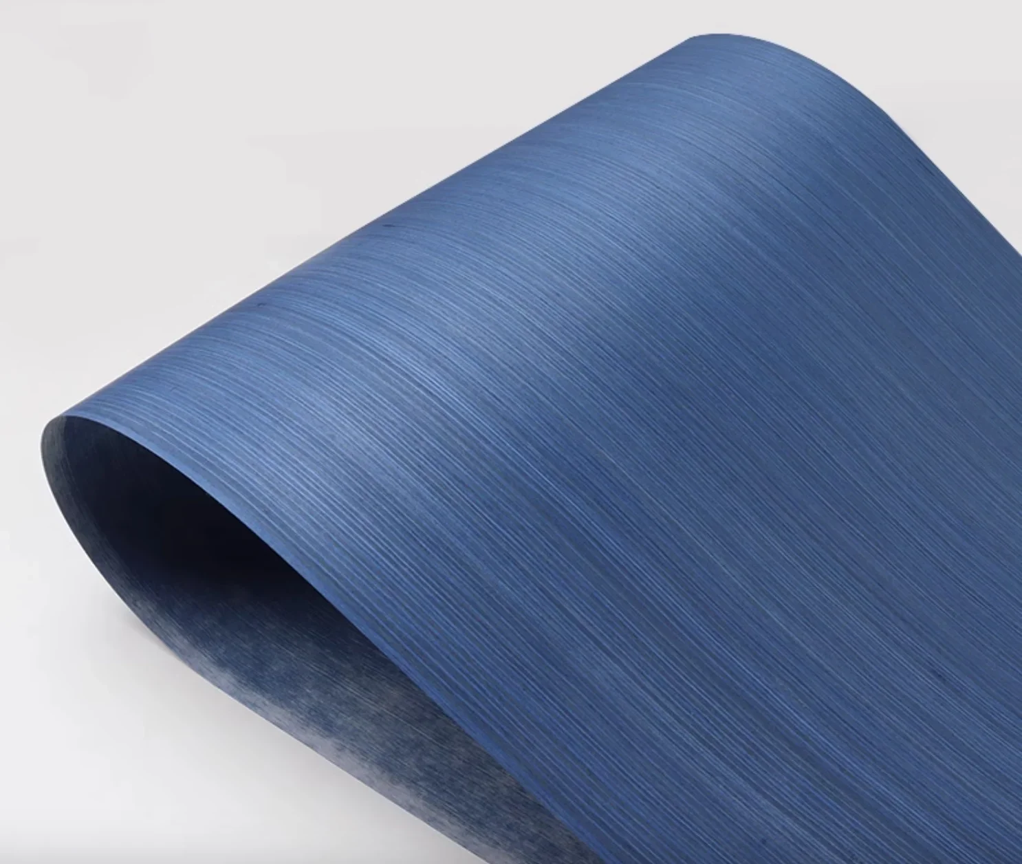 L:2.5Meters Width:58cm T:0.5mm Technology Blue Wood Veneer Renovation Home Furnishing Handmade Wood Skin(dye)
L:2.5Meters Width:58cm T:0.5mm Technology Blue Wood Veneer Renovation Home Furnishing Handmade Wood Skin(dye)