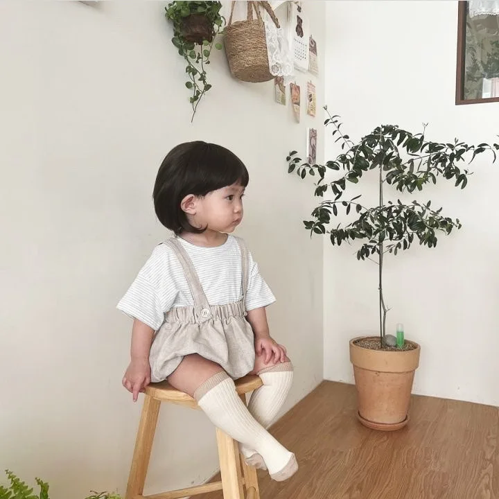 Baby Short Sleeve Clothes Set 2023 Summer New Infant Girl Rainbow Bodysuit + Striped T Shirts 2pcs Suit Toddler Jumpsuit Outfits
Baby Short Sleeve Clothes Set 2023 Summer New Infant Girl Rainbow Bodysuit + Striped T Shirts 2pcs Suit Toddler Jumpsuit Outfits